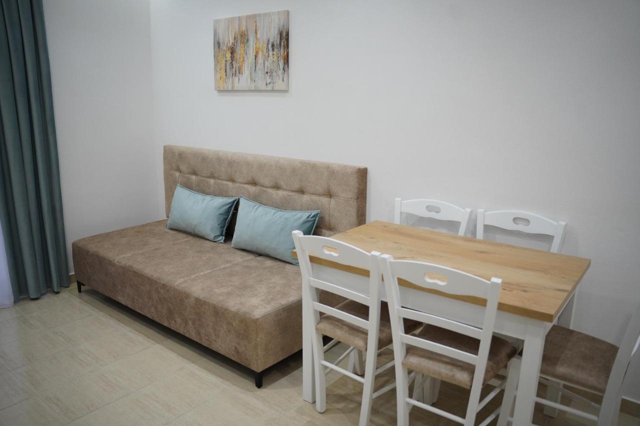 Apartments Costa Azzurra Velipoje Exterior photo